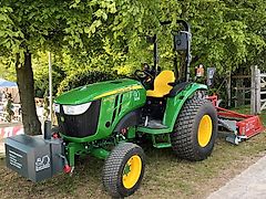 John Deere 4052M Schlepper Trecker Kleintraktor Traktor 4066R