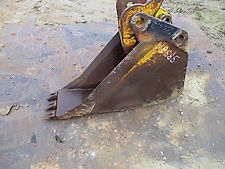 unbekannt MB885 Tieflöffel 300mm Bolzen